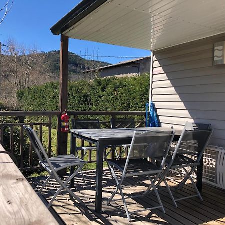 Camping La Mare Aux Fees Hotel Roquefeuil Exterior photo